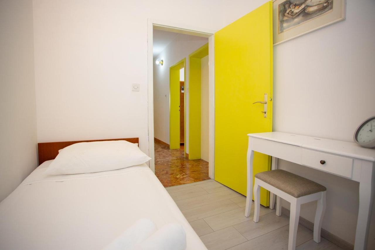 Apartment Nola พอดโกรา ภายนอก รูปภาพ