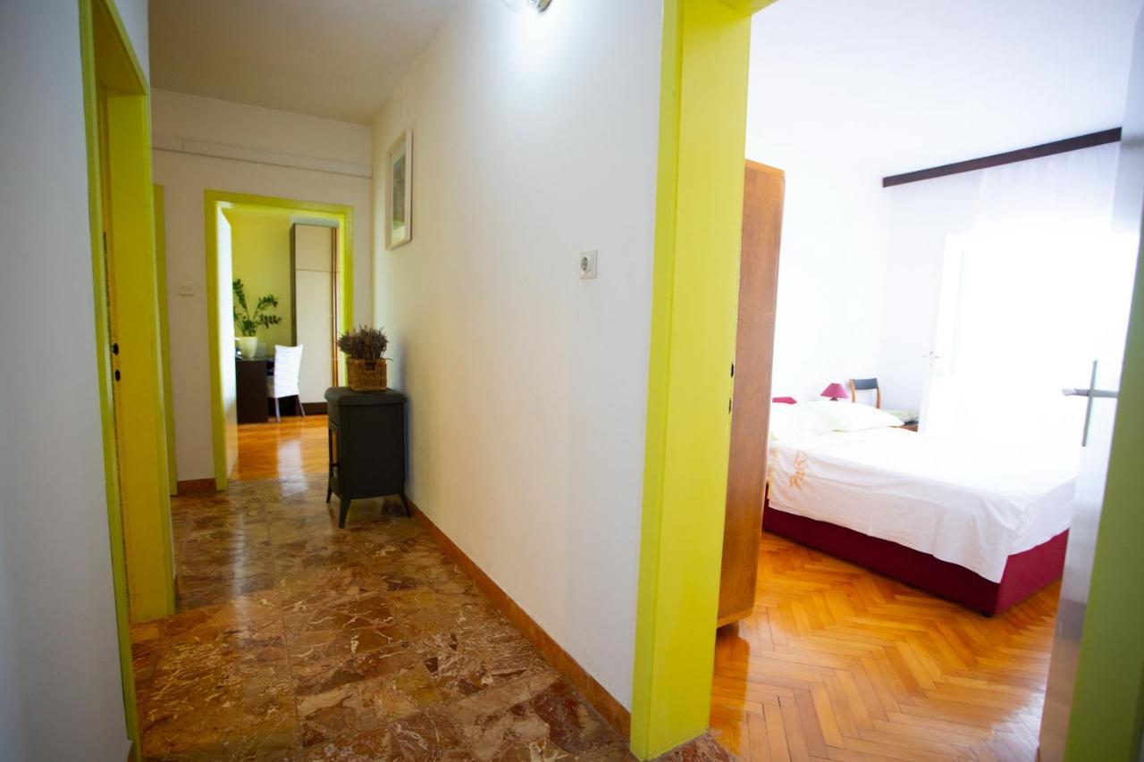 Apartment Nola พอดโกรา ภายนอก รูปภาพ