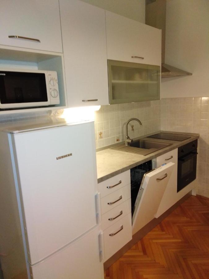 Apartment Nola พอดโกรา ภายนอก รูปภาพ