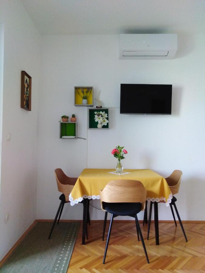 Apartment Nola พอดโกรา ภายนอก รูปภาพ