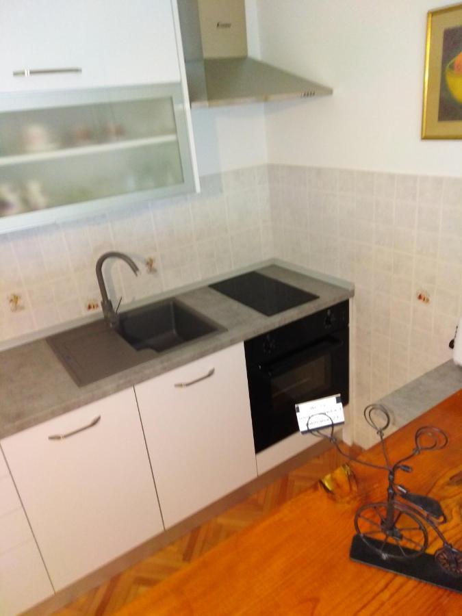 Apartment Nola พอดโกรา ภายนอก รูปภาพ